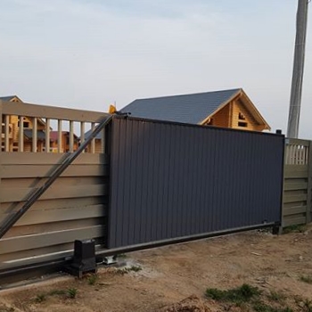 DoorHan ворота откатные серого цвета 2800x2100