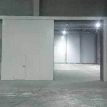 Откатные противопожарные ворота со встроенной калиткой 3200x2200